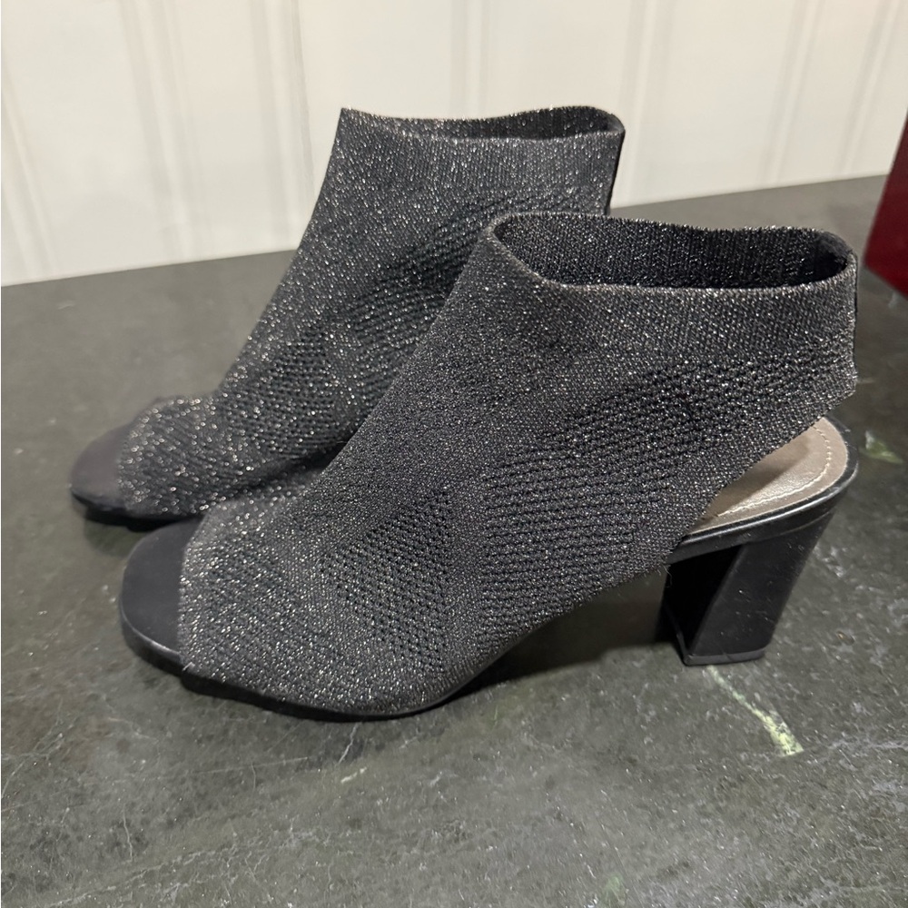 Elegant Black Women's Heeled Sandals